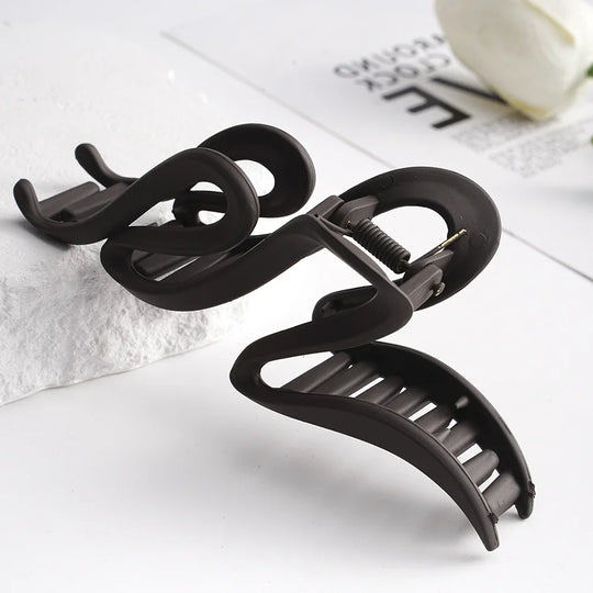 13cm Acryl Haarspeld – Mat Golvend Design in 4 Kleuren