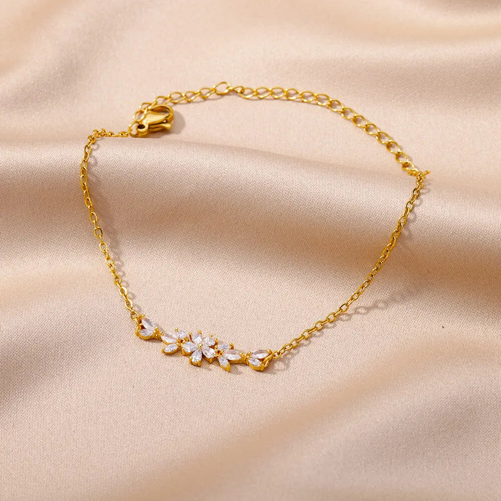 Lavinia | Gouden Bloemenarmband