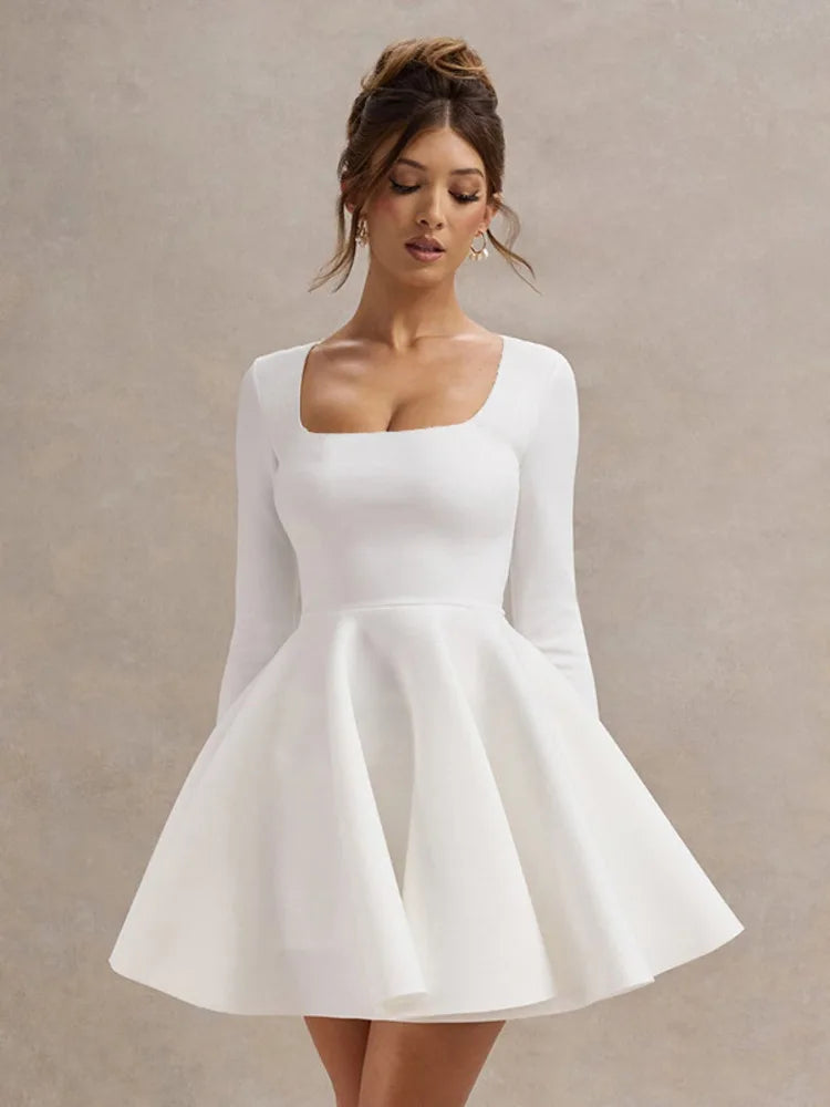 Mirjam | Elegante Witte Mini-jurk met Vierkante Halslijn