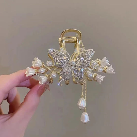 Parel-Haarspeld met Bloemen en Kwast – Elegant Accessoire